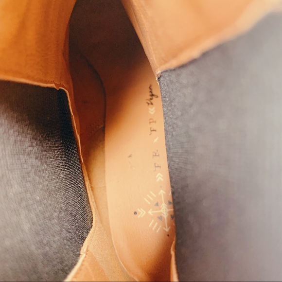 FP+ Faryl Robin vegan Pacific gray Chelsea boot - Picture 5 of 8